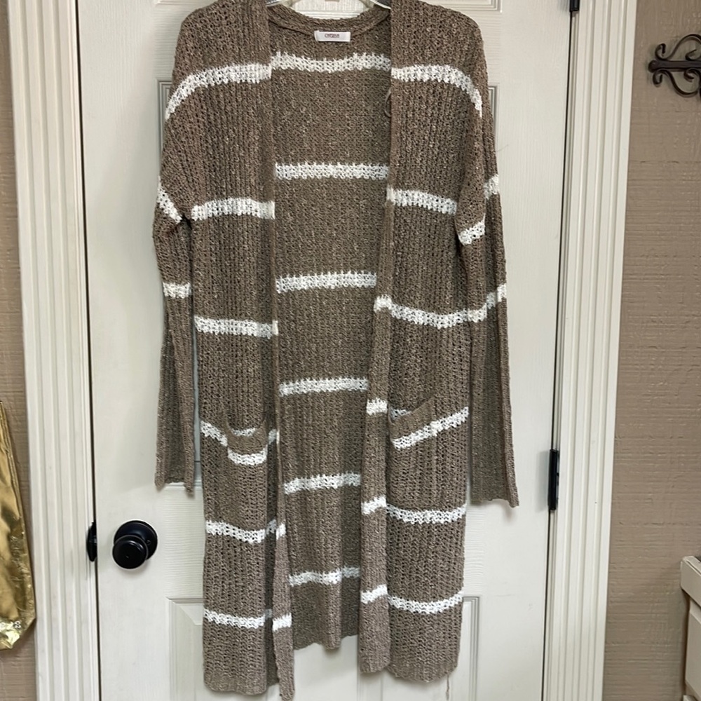 Cherish cardigan size small. Great condition!